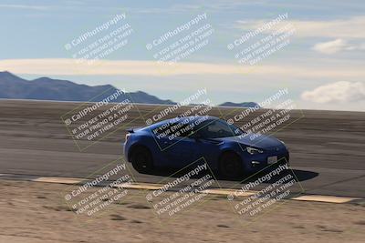 media/Jan-04-2026-SCCA SD (Sun) [[defc442887]]/4-Novice Group/Session 2 Bowl Speed Pans/